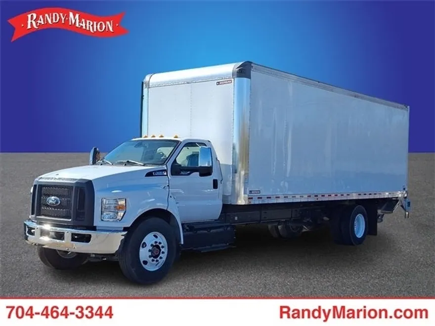2023 Ford F-650 photo 1