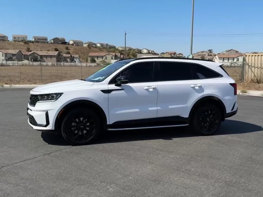 2021 Kia Sorento photo 1