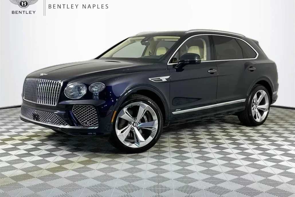 2025 Bentley Bentayga Azure photo 1