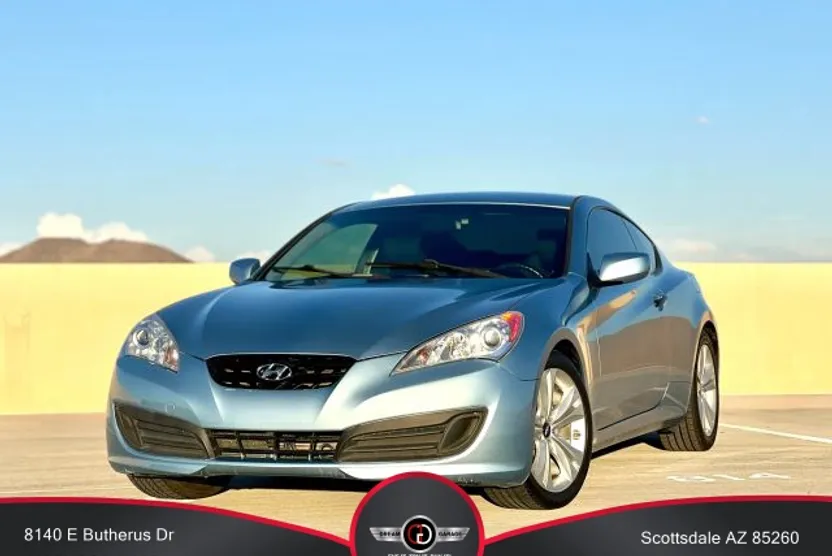 2012 Hyundai Genesis Coupe 2.0T photo 1