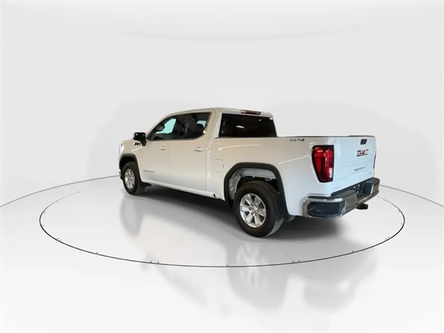 2022 Gmc Sierra 1500 SLE photo 1