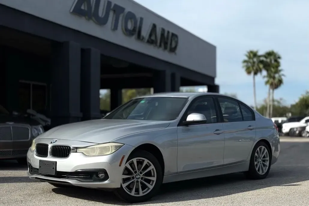 2018 Bmw 320i Sedan photo 1
