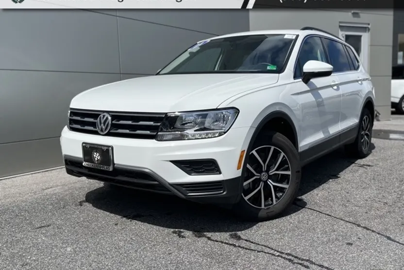 2021 Volkswagen Tiguan SE photo 1