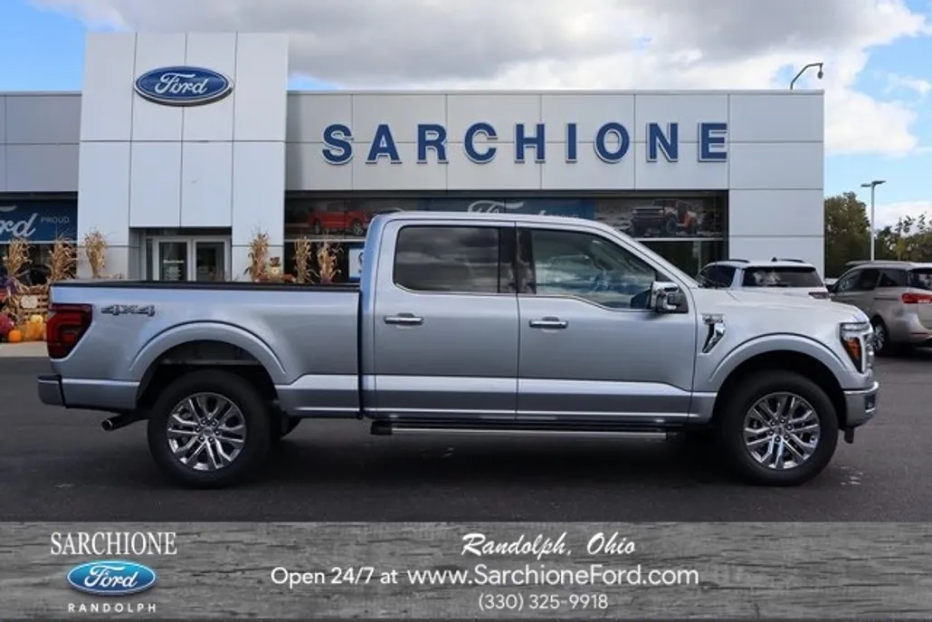 2025 Ford F-150 Lariat photo 1