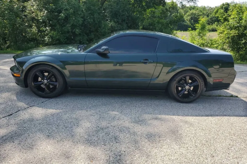 2008 Ford Mustang GT Premium photo 1