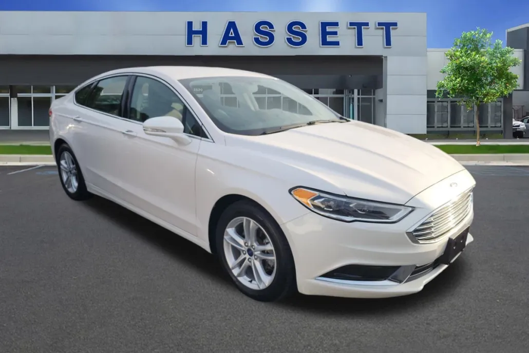 2018 Ford Fusion SE photo 1
