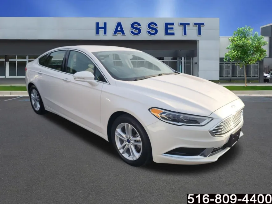 2018 Ford Fusion SE photo 1