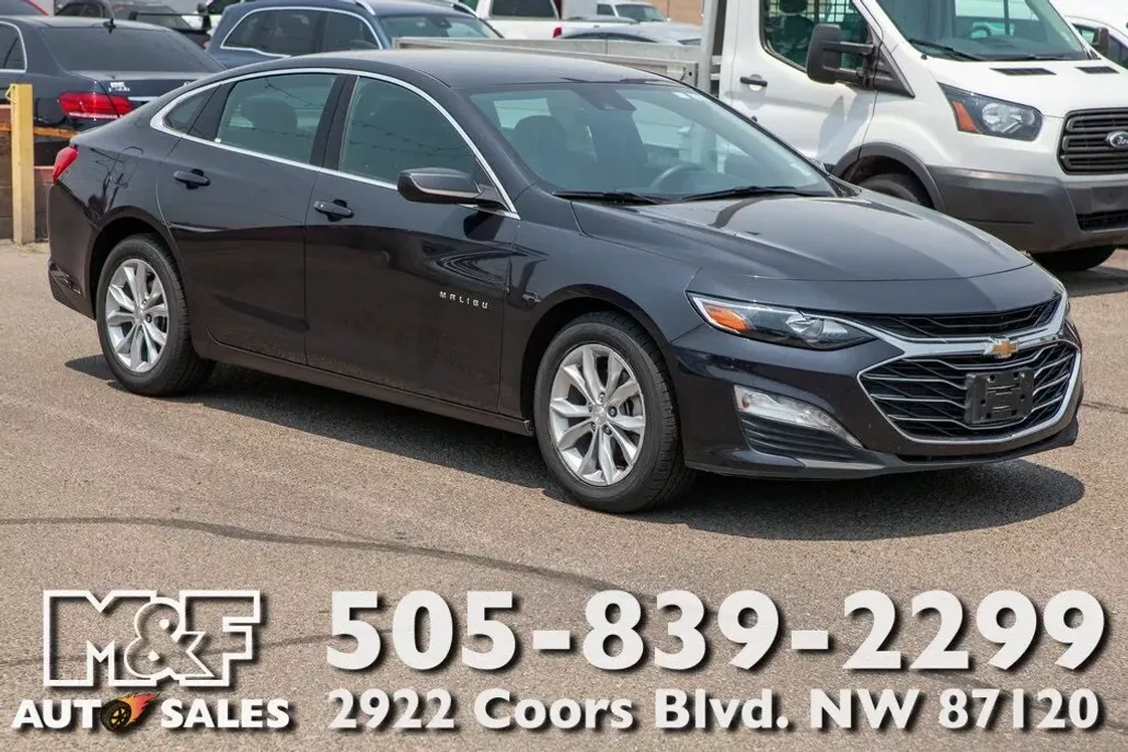 2023 Chevrolet Malibu 1LT photo 1