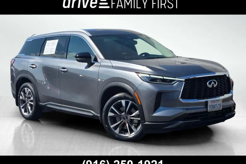 2022 Infiniti QX60 Luxe photo 1