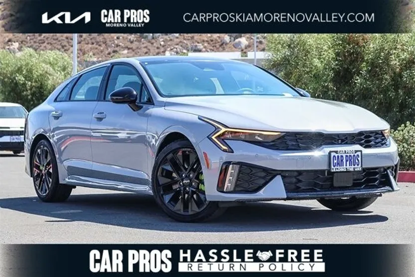 2026 Kia K5 GT photo 1