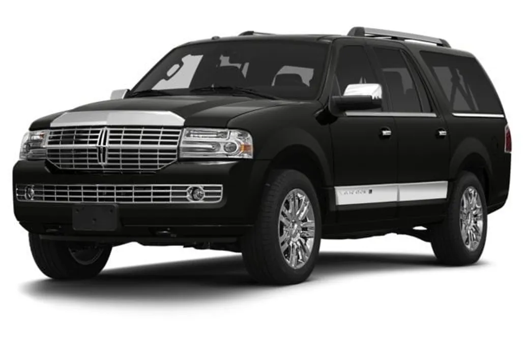 2013 Lincoln Navigator L photo 1