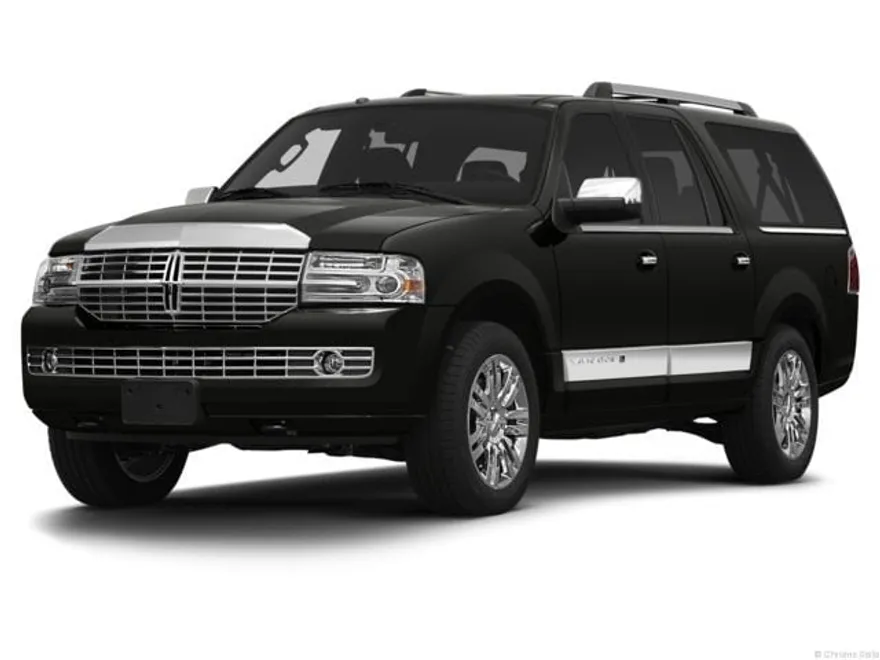 2013 Lincoln Navigator L photo 1