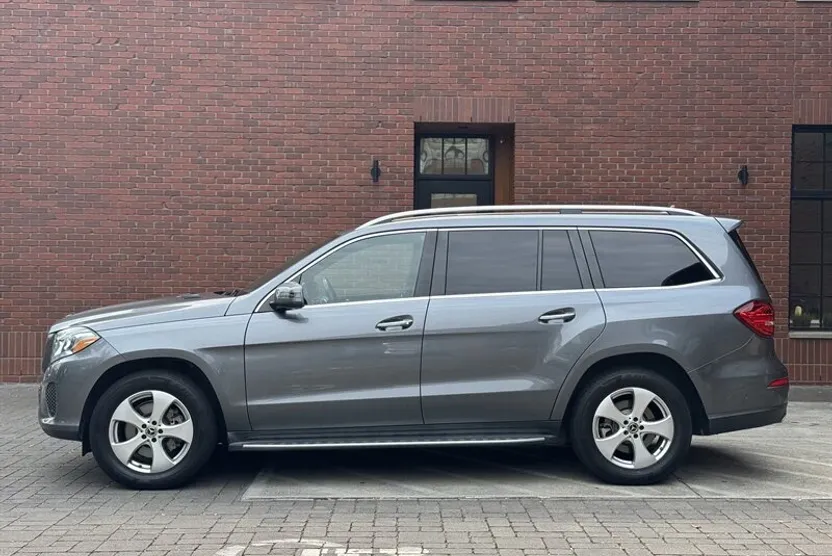 2019 Mercedes Benz GLS 450 photo 1