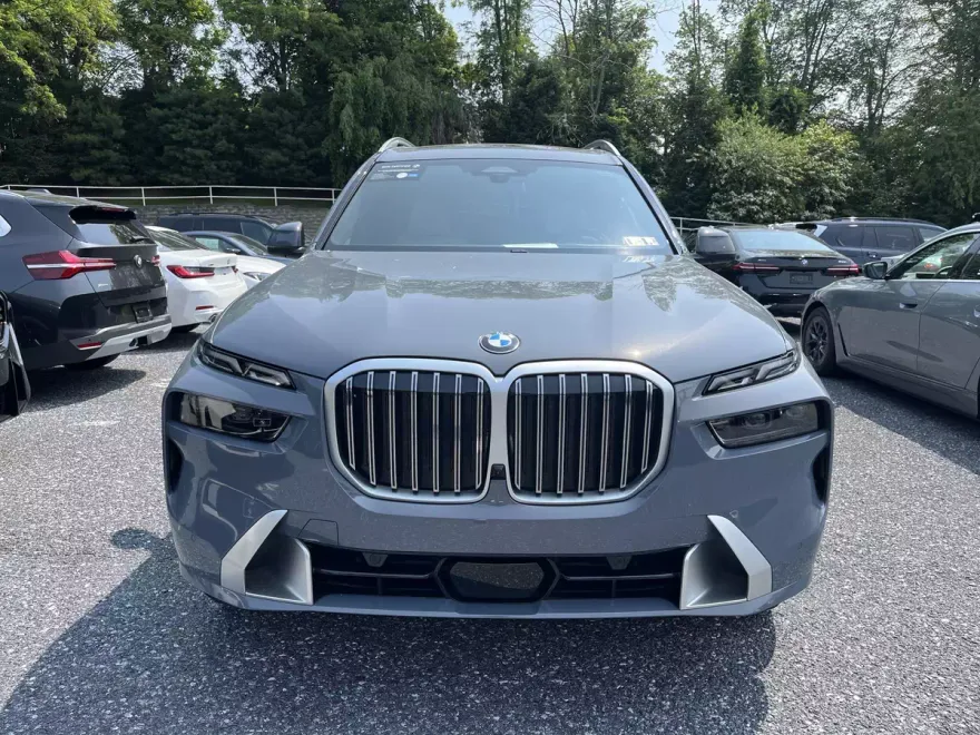 2025 Bmw X7 xDrive40i photo 1