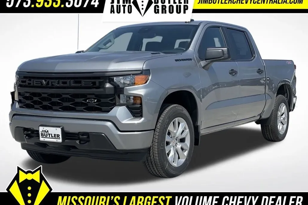 2025 Chevrolet Silverado 1500 Custom photo 1