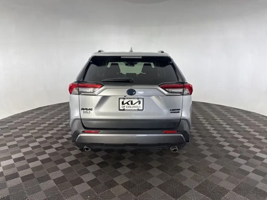 2020 Toyota RAV4 Hybrid Limited photo 1