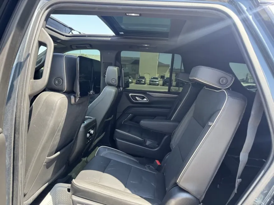 2021 Gmc Yukon SLT photo 1