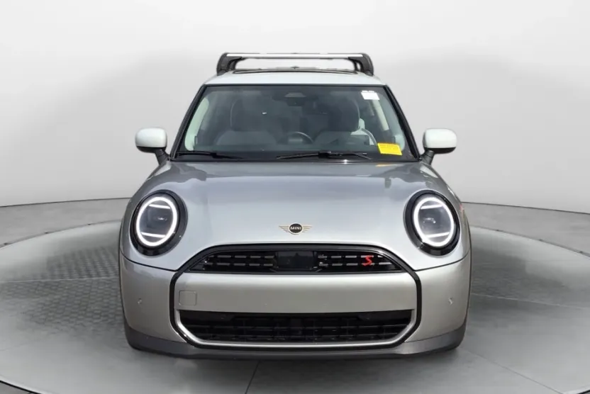 2025 Mini Cooper Hardtop S photo 1