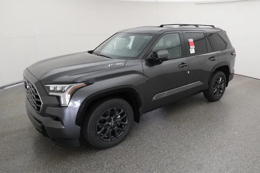 2026 Toyota Sequoia Platinum photo 1
