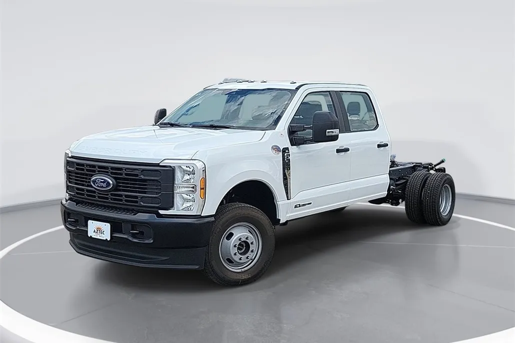 2026 Ford F-350 photo 1