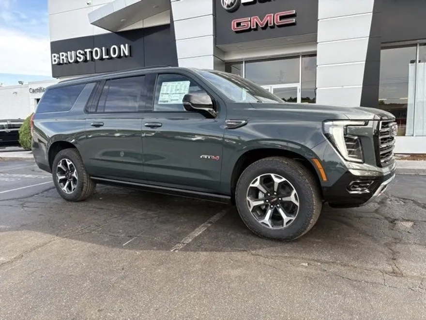 2026 Gmc Yukon XL AT4 photo 1