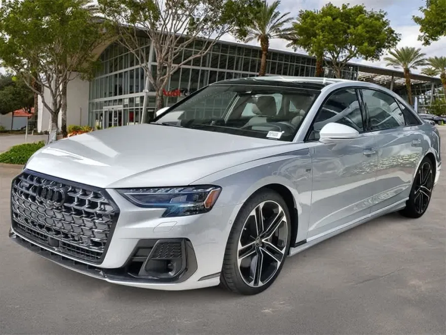 2025 Audi A8 L 55 photo 1