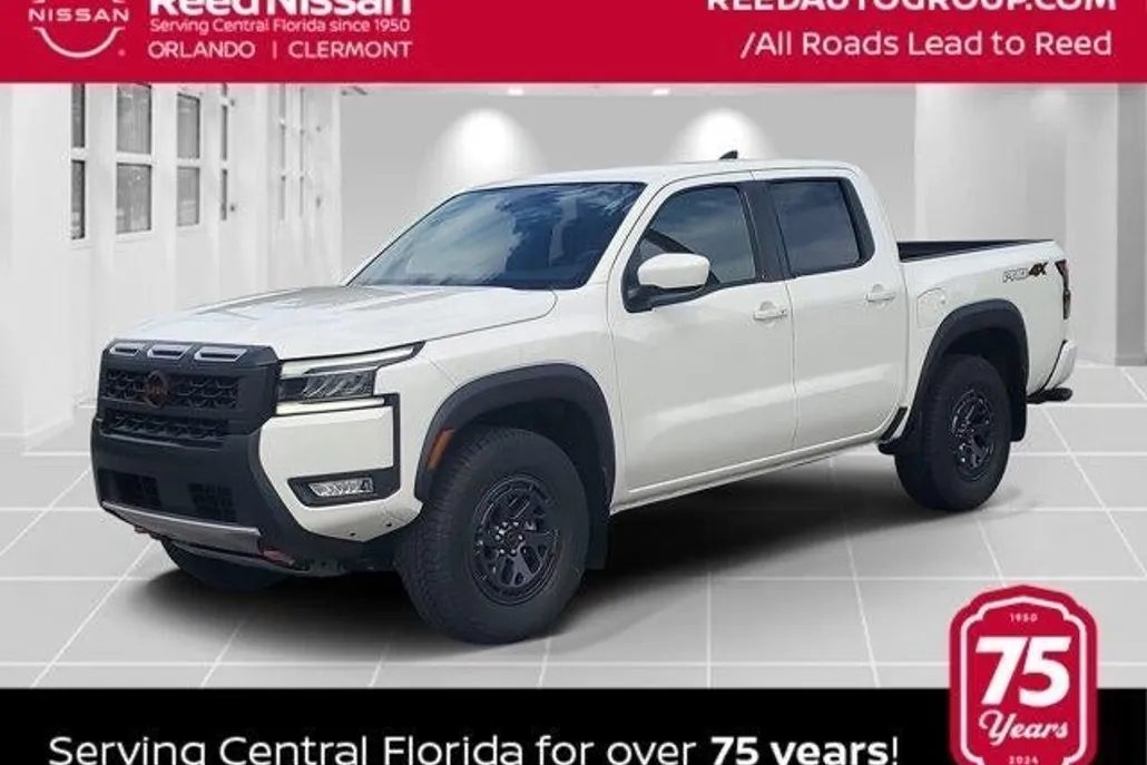 2025 Nissan Frontier Crew Cab PRO-4X photo 1