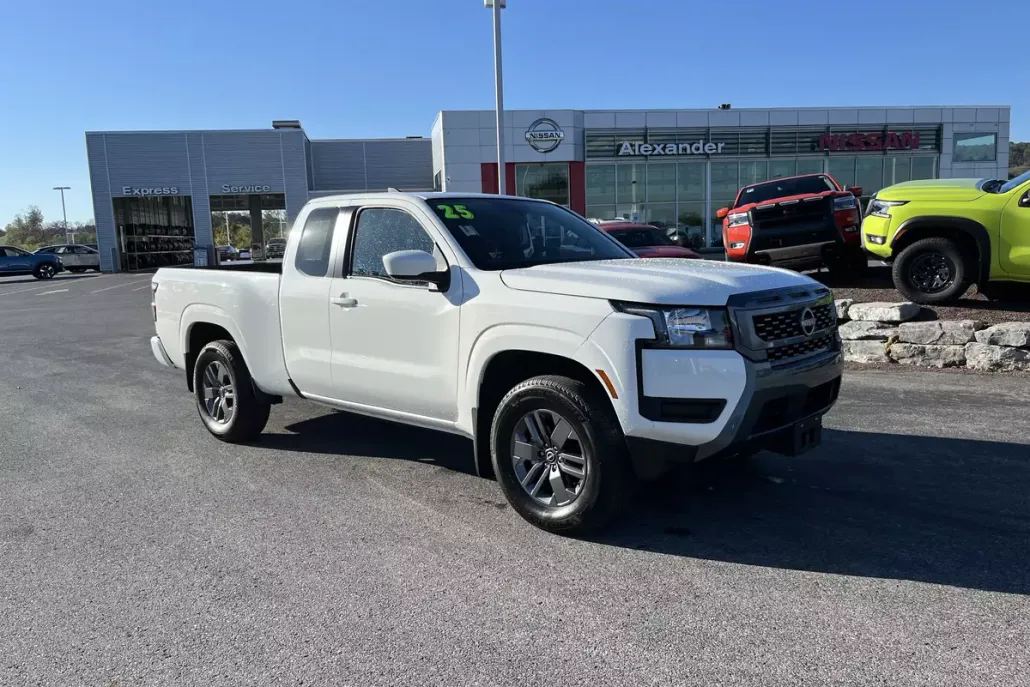 2025 Nissan Frontier King Cab SV photo 1