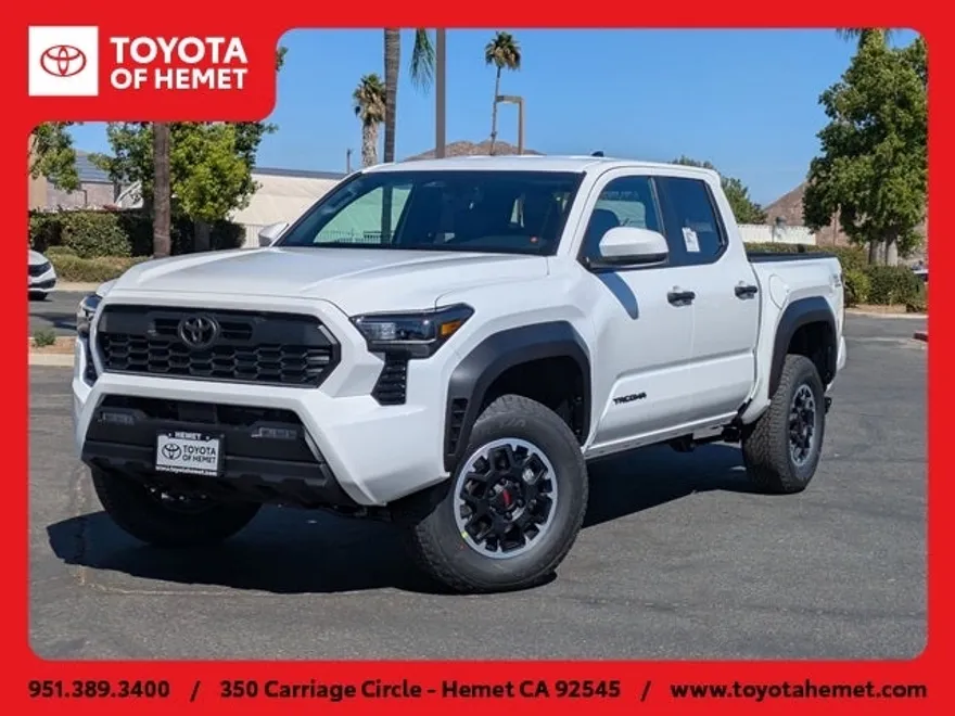 2025 Toyota Tacoma photo 1