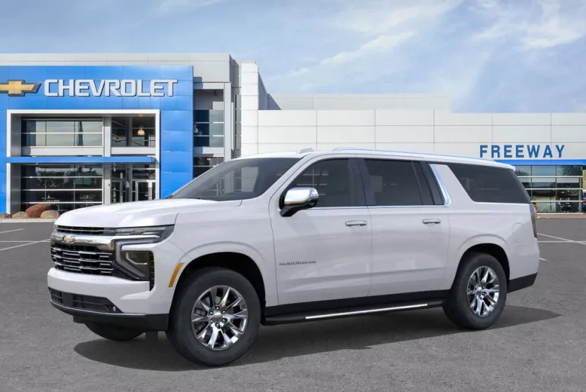 2025 Chevrolet Suburban Premier photo 1