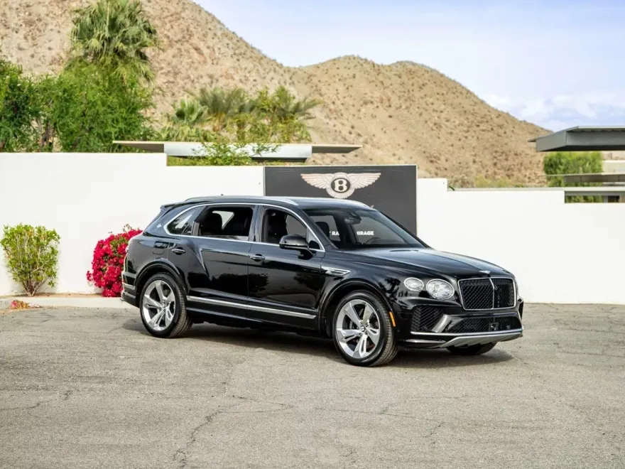 2025 Bentley Bentayga EWB Base photo 1