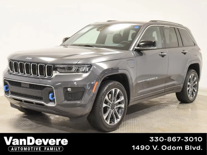 2023 Jeep Cherokee Overland 4xe photo 1