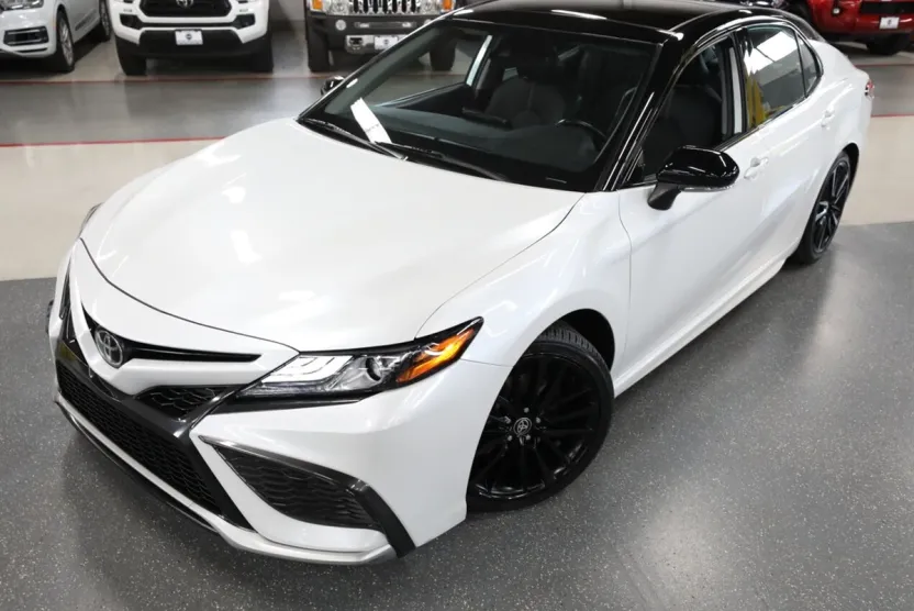 2021 Toyota Camry XSE photo 1