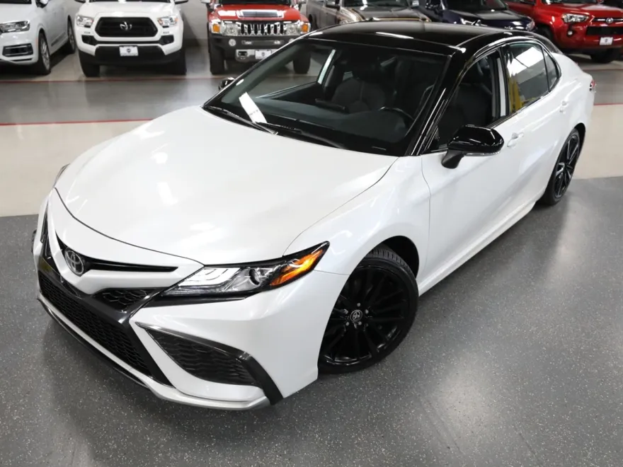 2021 Toyota Camry XSE photo 1