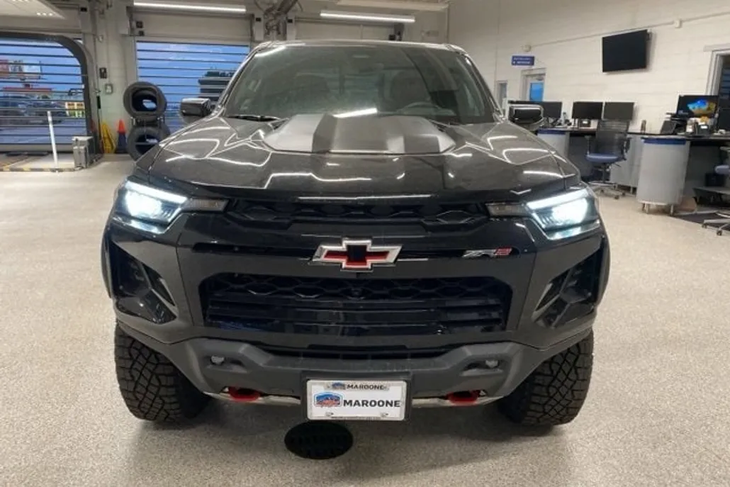 2026 Chevrolet Colorado ZR2 photo 1