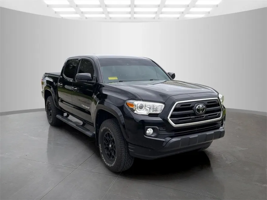 2019 Toyota Tacoma SR5 V6 photo 1