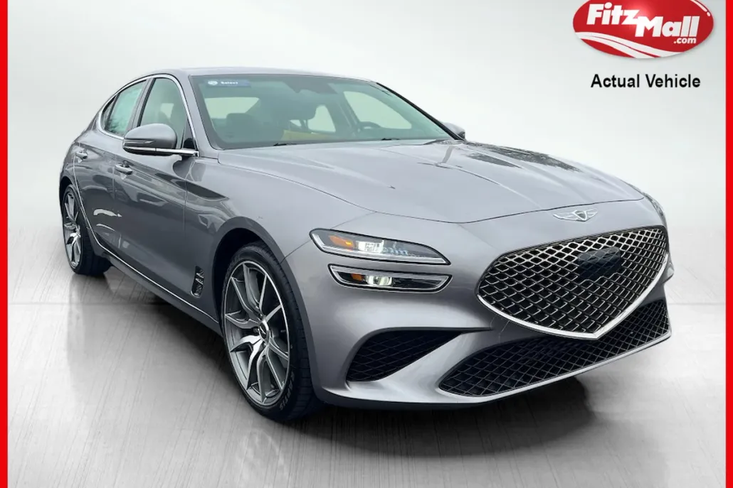 2023 Genesis G70 2.0T photo 1