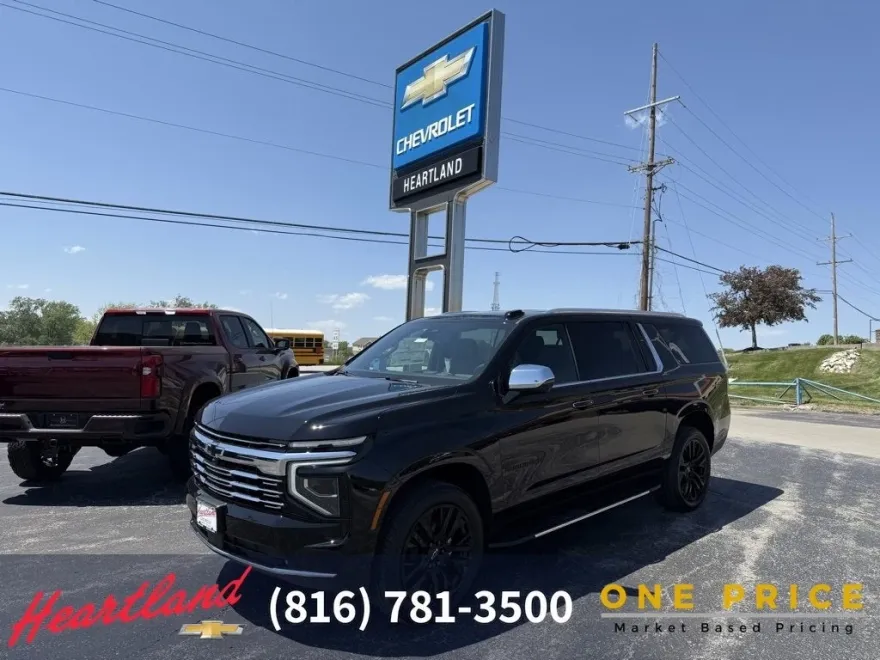 2025 Chevrolet Suburban Premier photo 1