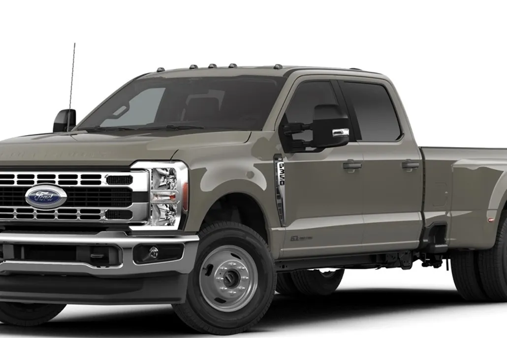 2026 Ford F-350 XLT photo 1
