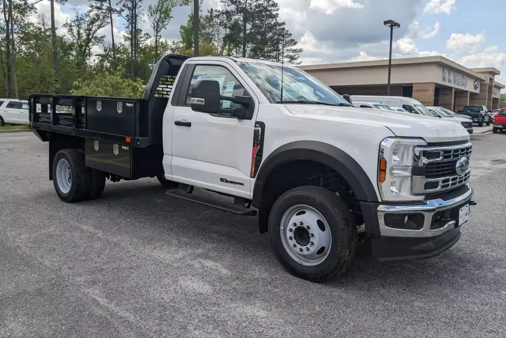2024 Ford F-550 XL photo 1
