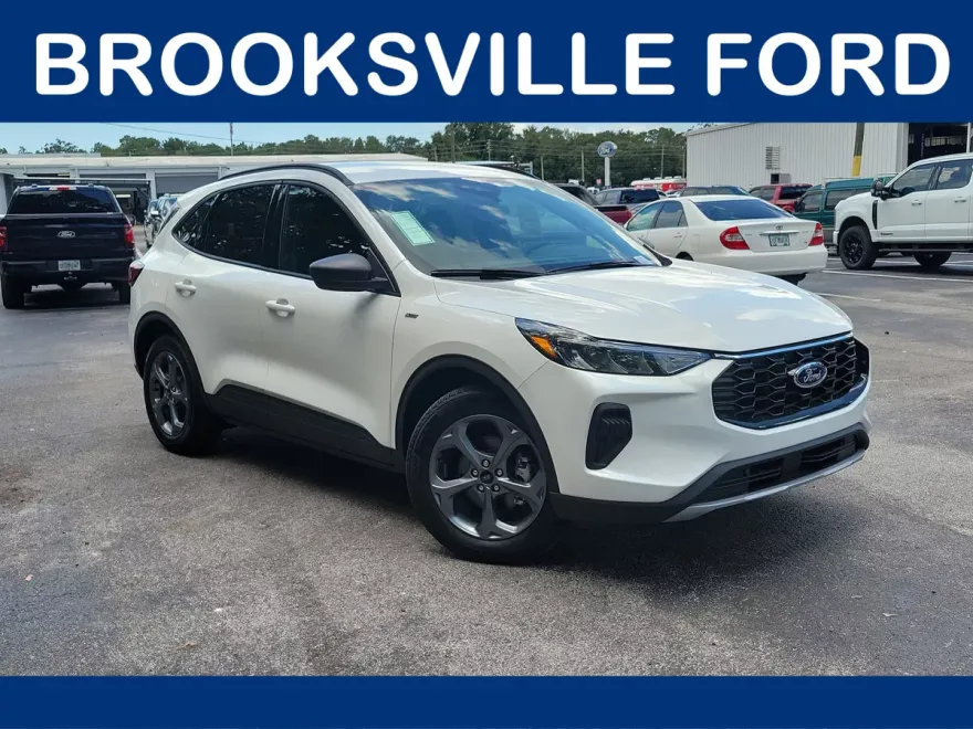2025 Ford Escape ST-Line photo 1