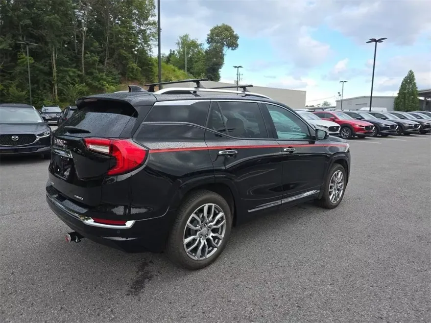 2022 Gmc Terrain Denali photo 1