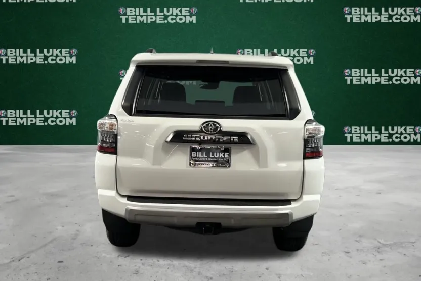 2023 Toyota 4Runner TRD Off-Road Premium photo 1