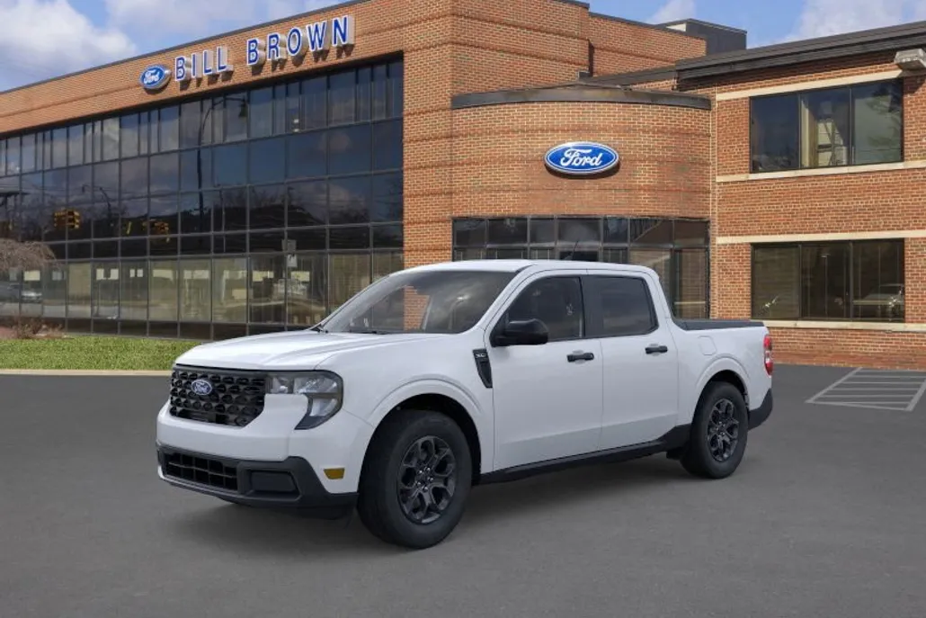 2025 Ford Maverick XLT photo 1
