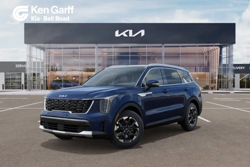 2025 Kia Sorento S photo 1