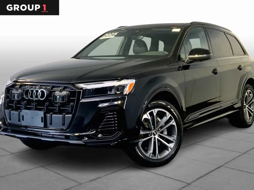 2025 Audi Q7 45 Premium Plus photo 1