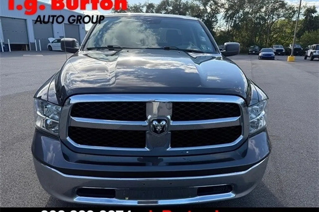 2024 Ram 1500 Classic SLT photo 1