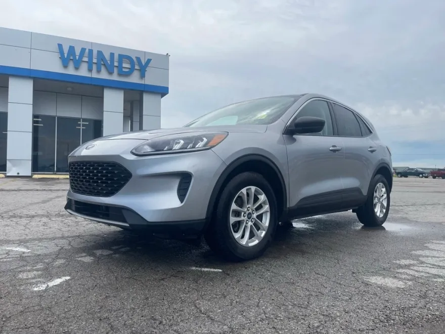2022 Ford Escape SE photo 1