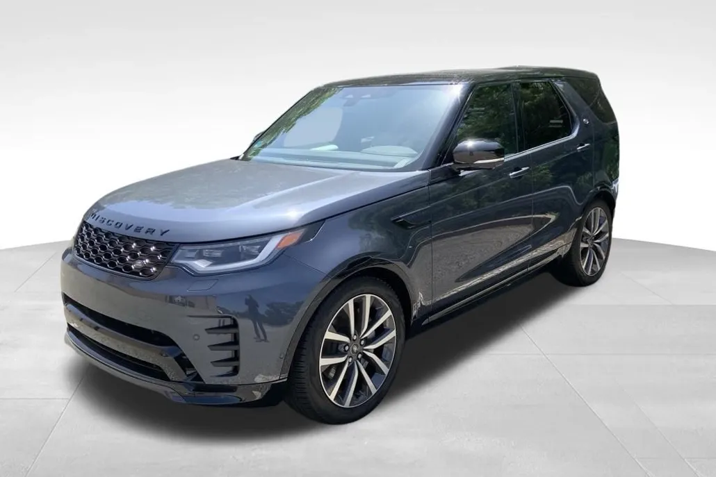2024 Land Rover Discovery SE photo 1