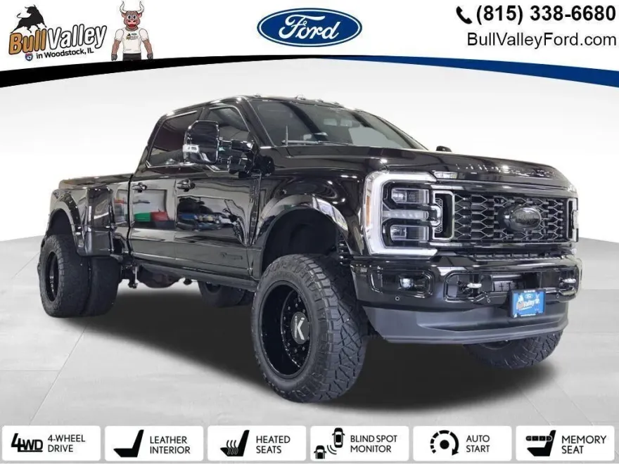 2024 Ford F-350 Platinum photo 1